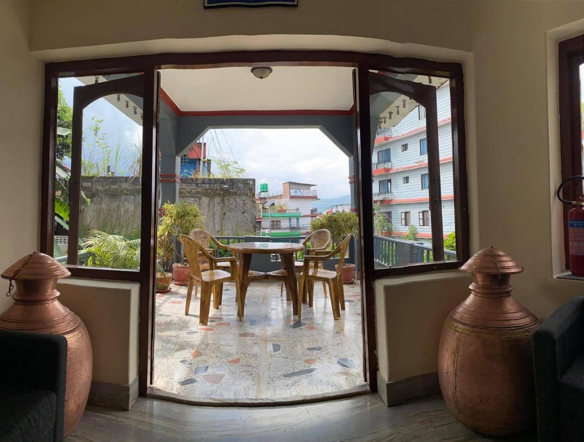 Hotel Blue Magnet Pokhara Exterior foto