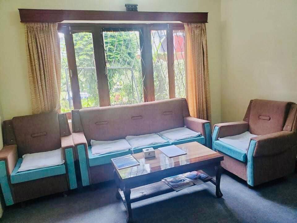 Hotel Blue Magnet Pokhara Exterior foto