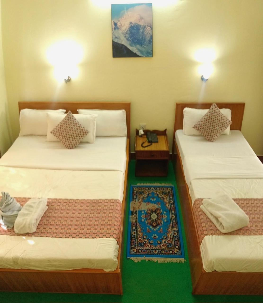 Hotel Blue Magnet Pokhara Exterior foto